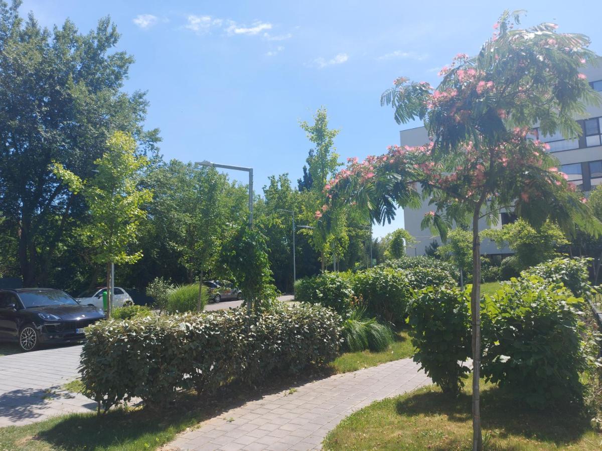 Atria Urban Resort Bukarest Eksteriør billede